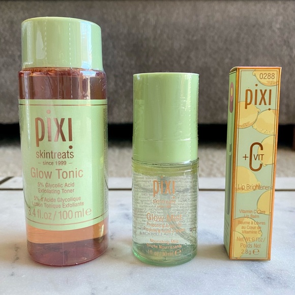 *NWT* Pixi Glow Tonic, Mist and Vitamin C Lip Brightener Lip Balm in Peach Pout - Picture 1 of 7